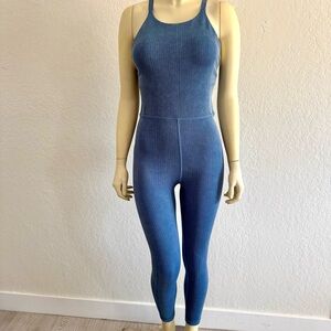 Fabletics Seamless Ribbed Jumpsuit blue washed
 S/M?